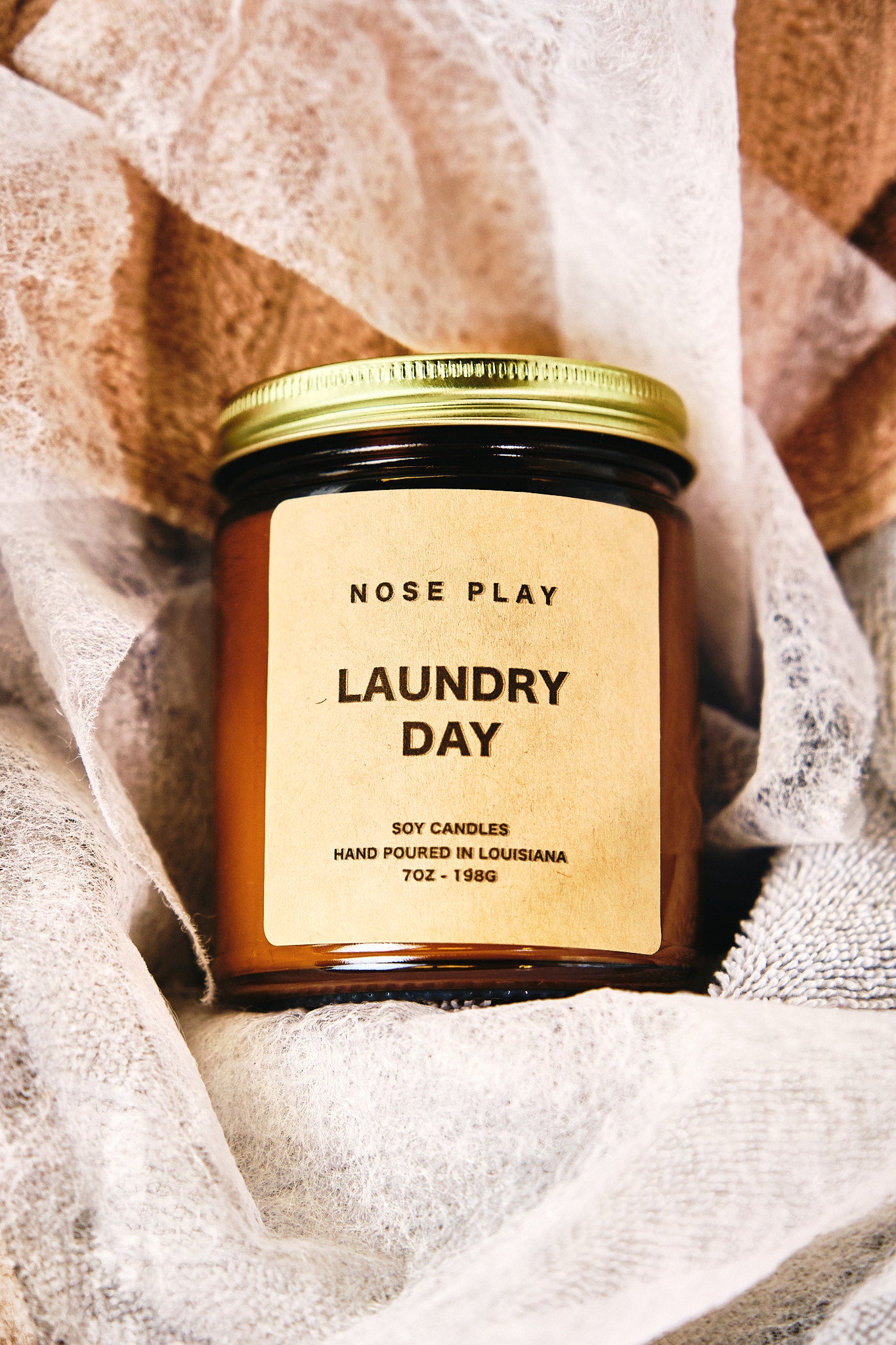 LAUNDRY DAY CANDLE